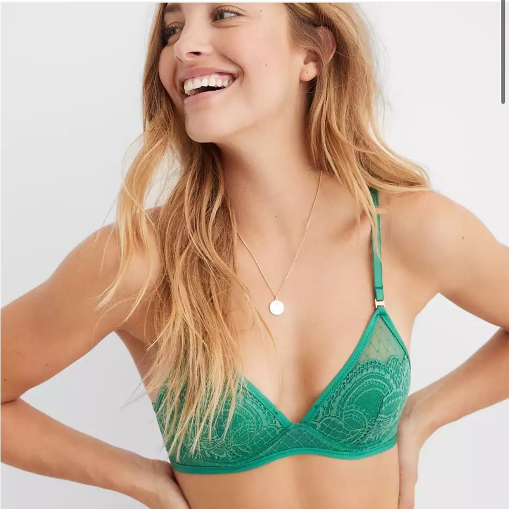 BNWT Aerie RED Wireless Slumber Party Bra